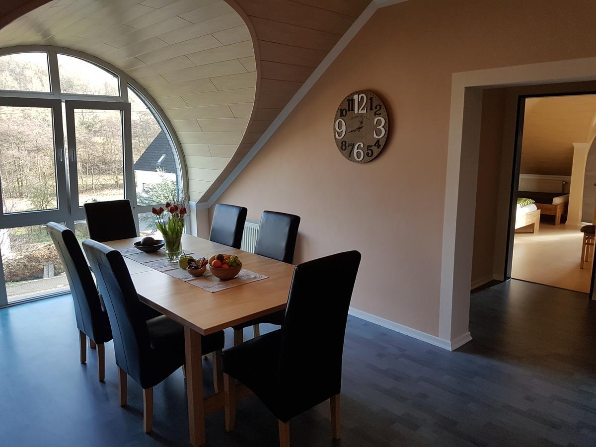 Eifelland-Ferien Apartment Kelberg Bagian luar foto
